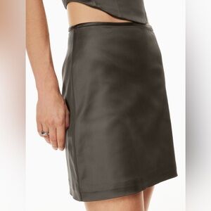 Wilfred Tavern Mini Skirt